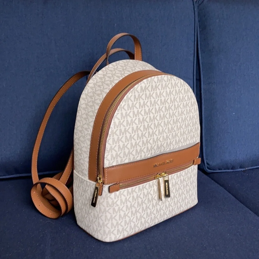 MICHAEL KORS Kenly Medium Backpack Signature Vanilla Bag